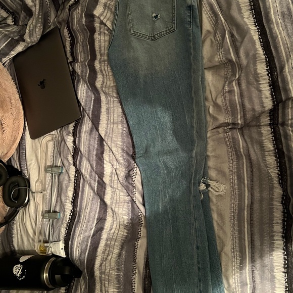 Abercrombie & Fitch jeans - Picture 2 of 4